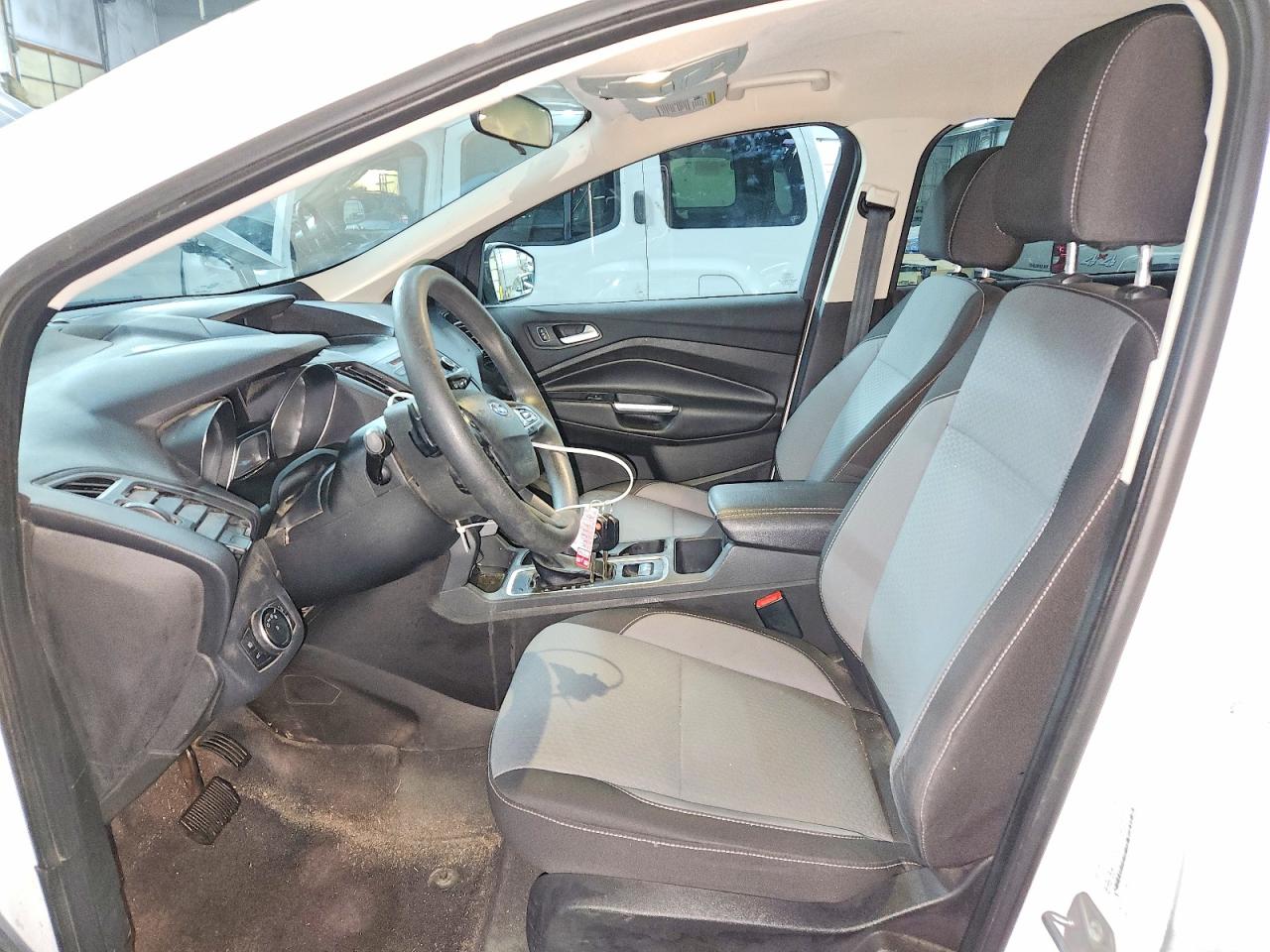 2017 FORD ESCAPE SE photo 7