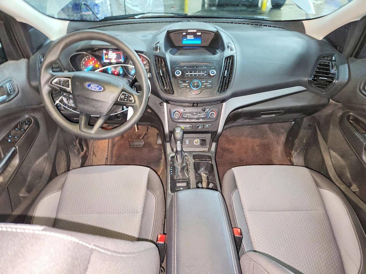 2017 FORD ESCAPE SE photo 8