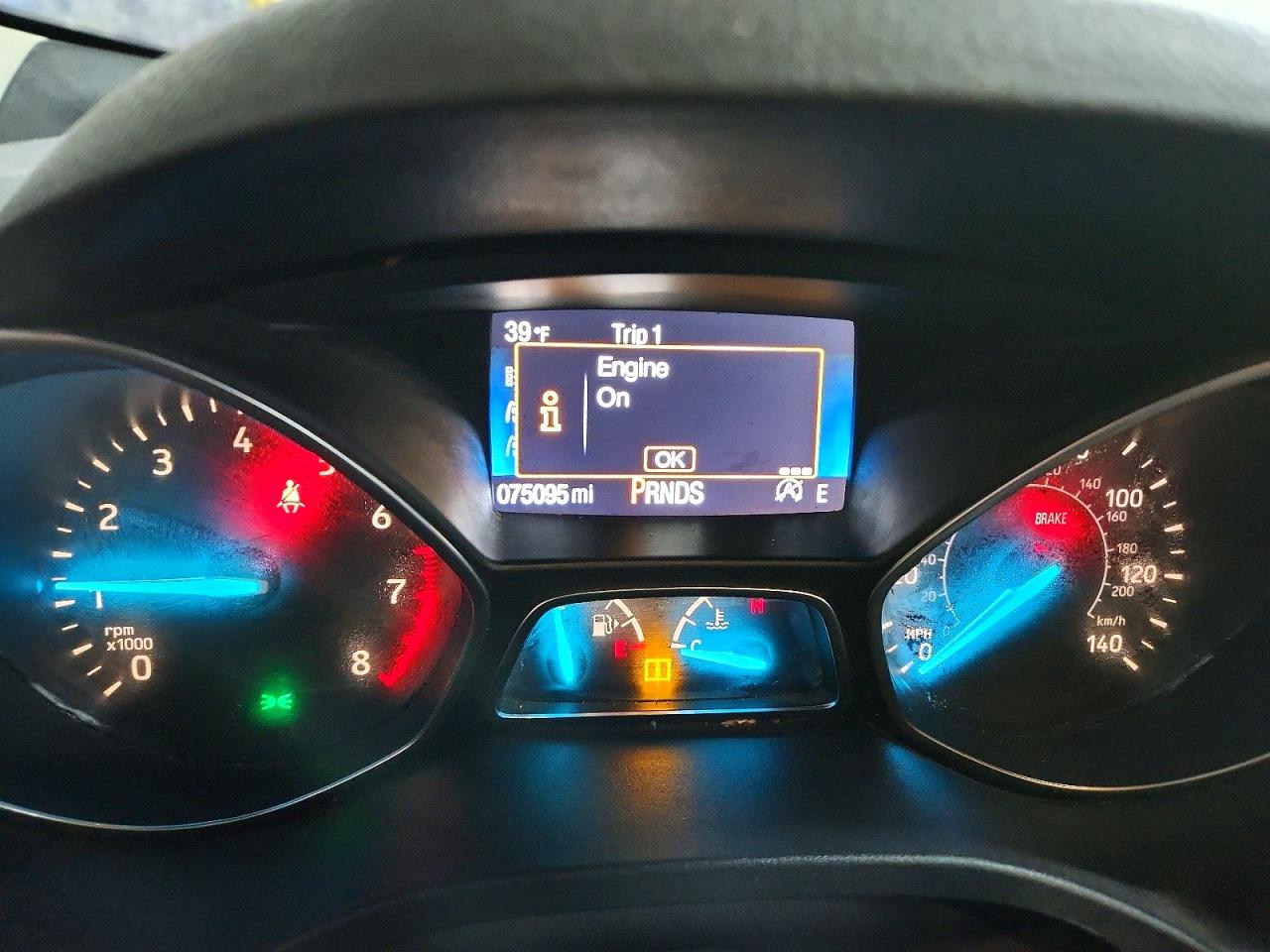 2017 FORD ESCAPE SE photo 9