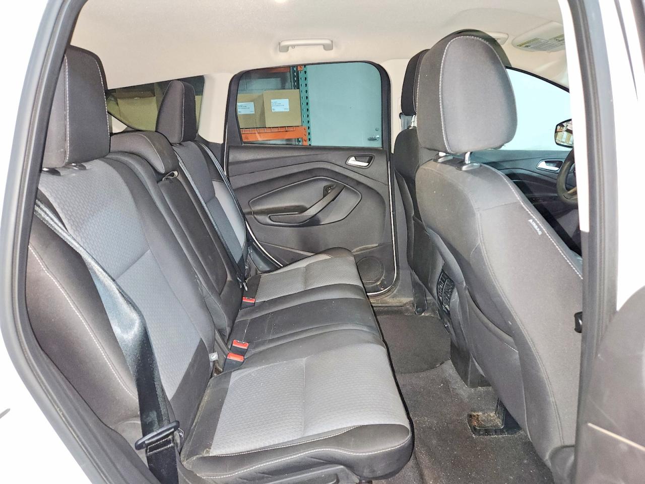 2017 FORD ESCAPE SE photo 11