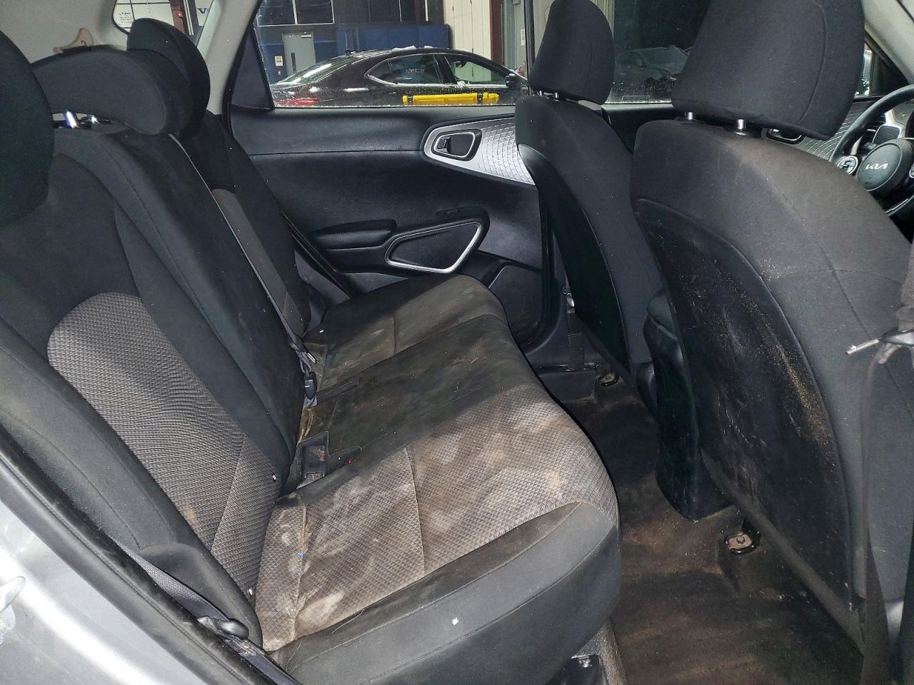 2022 KIA SOUL LX photo 21