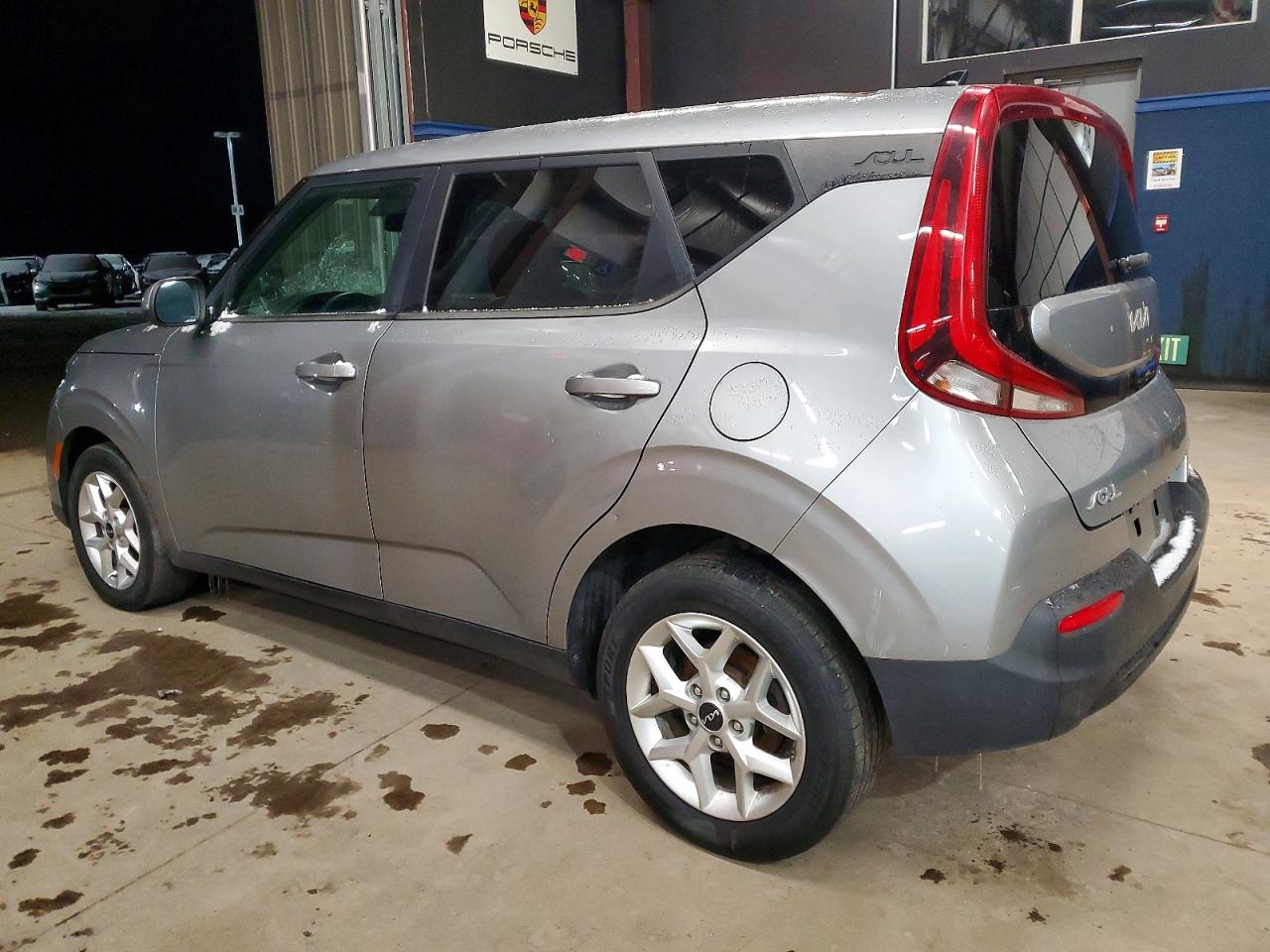 2022 KIA SOUL LX photo 3