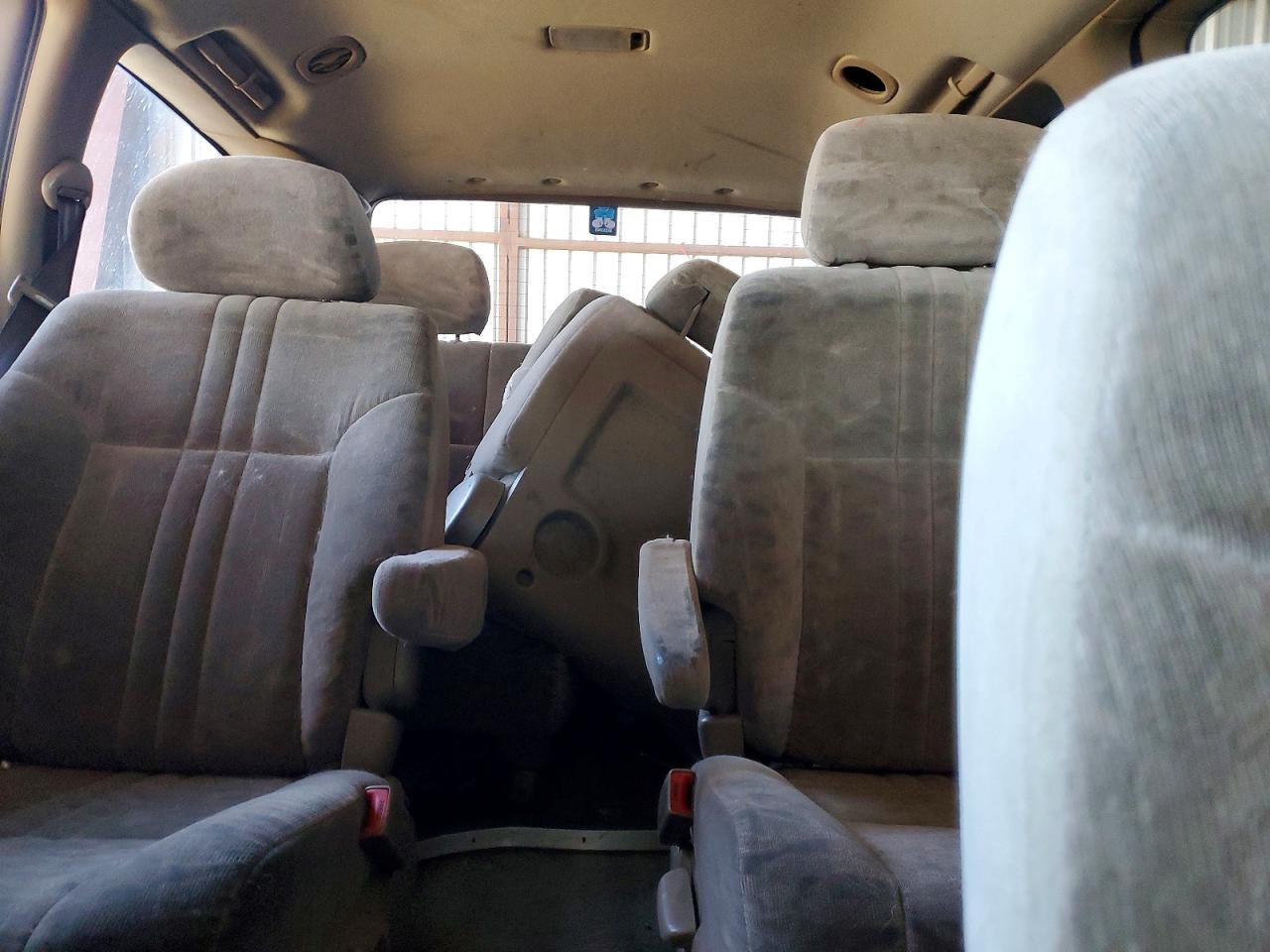 2003 TOYOTA SIENNA LE photo 19