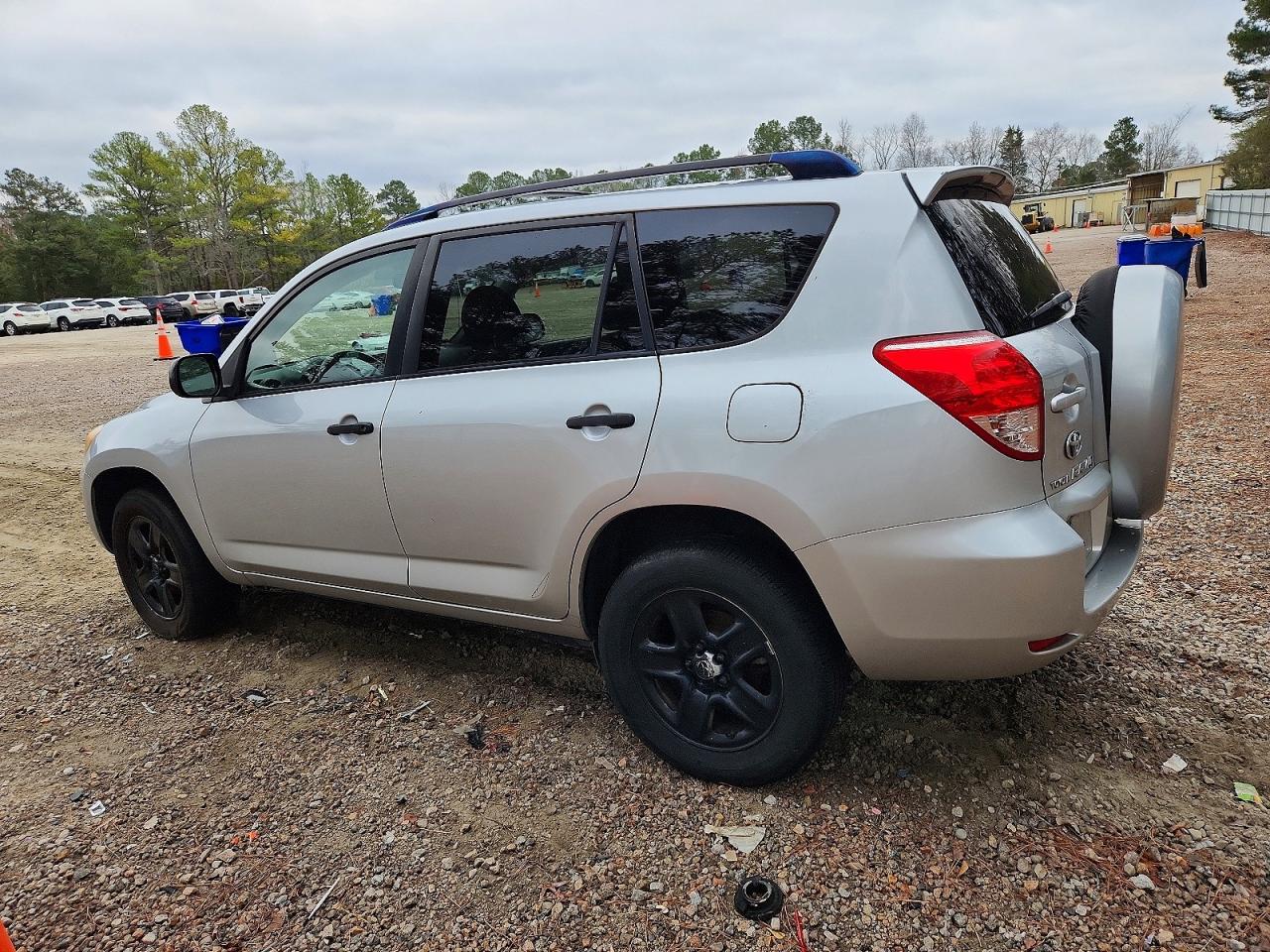 2006 TOYOTA RAV4 photo 2