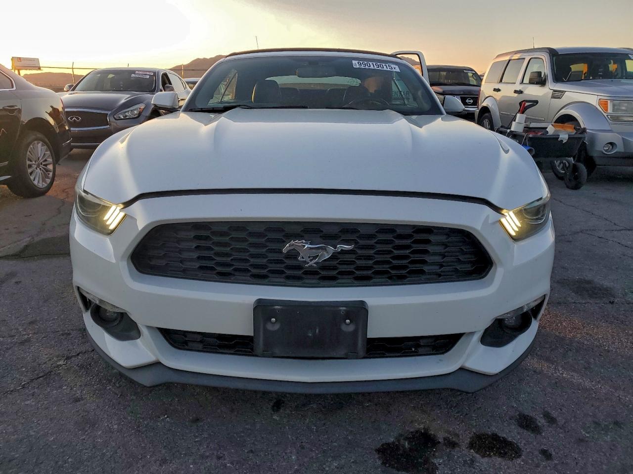 2015 FORD MUSTANG photo 5