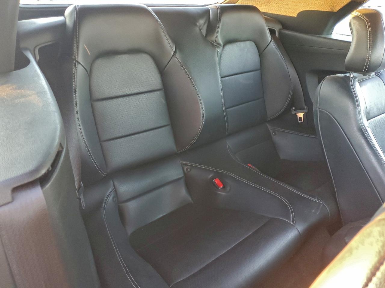 2015 FORD MUSTANG photo 10
