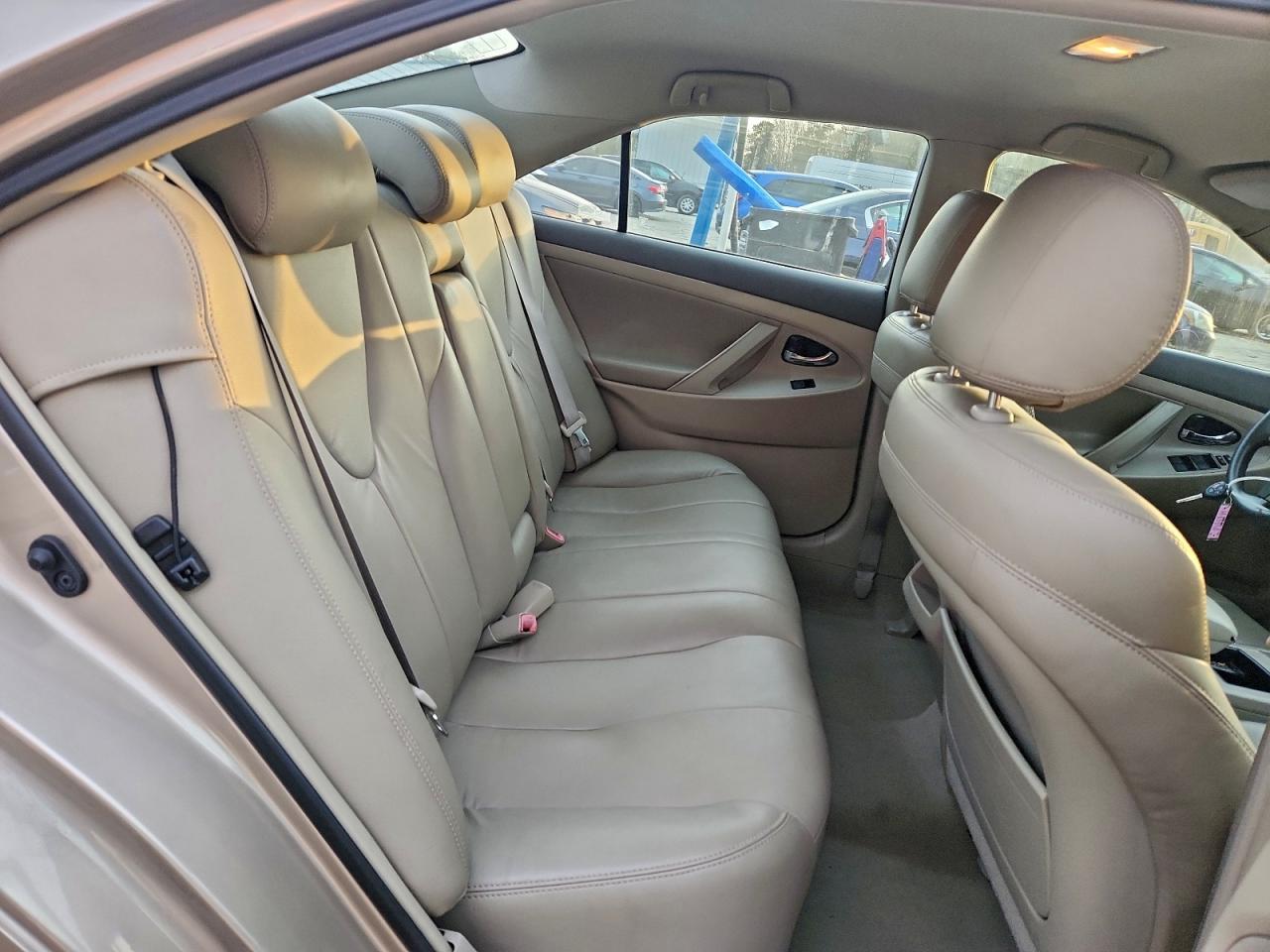 2009 TOYOTA CAMRY BASE photo 19