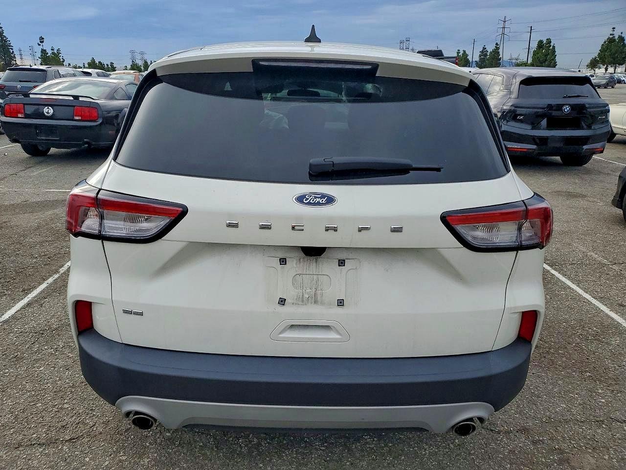 2022 FORD ESCAPE SE photo 11