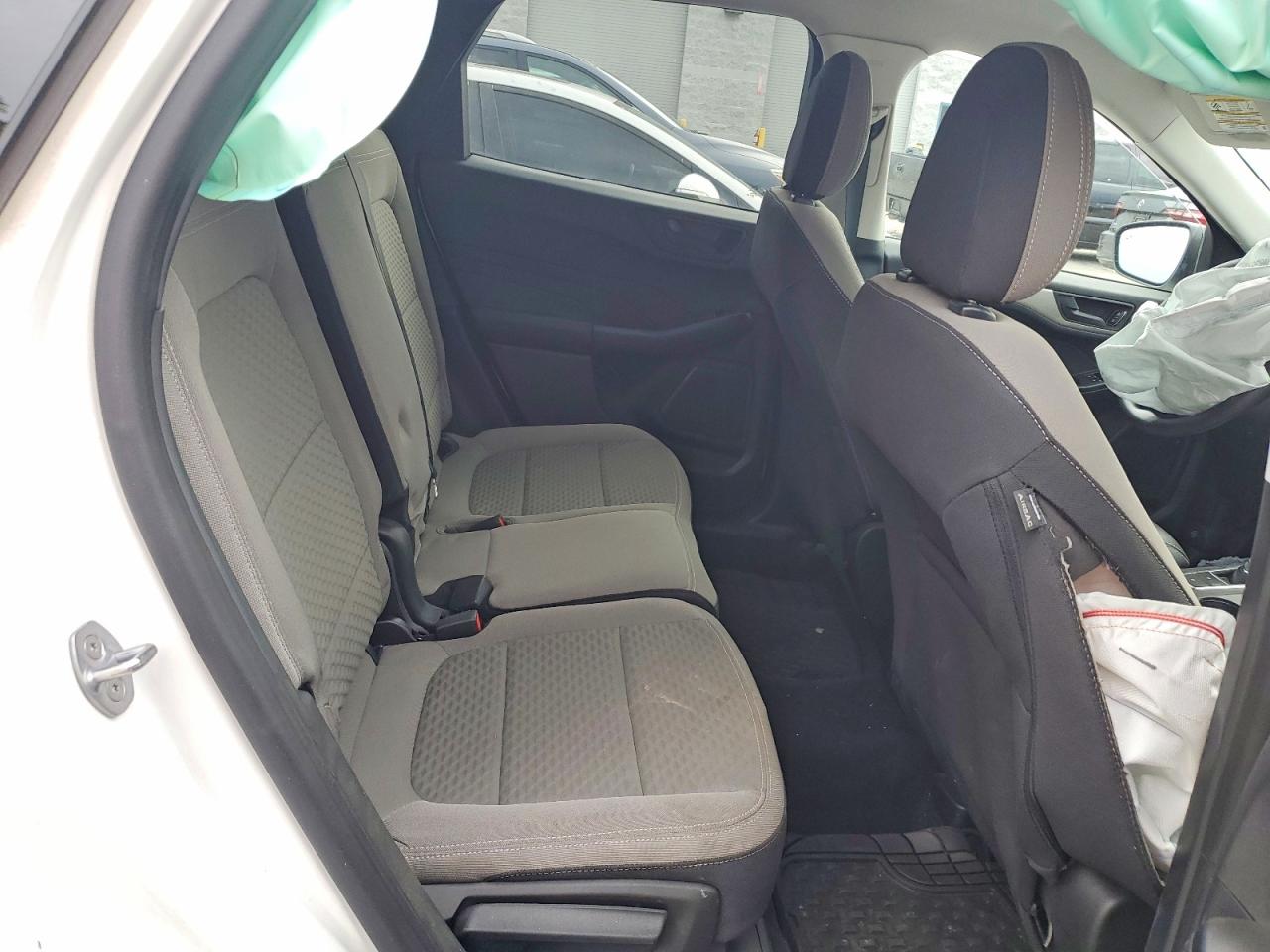 2022 FORD ESCAPE SE photo 21