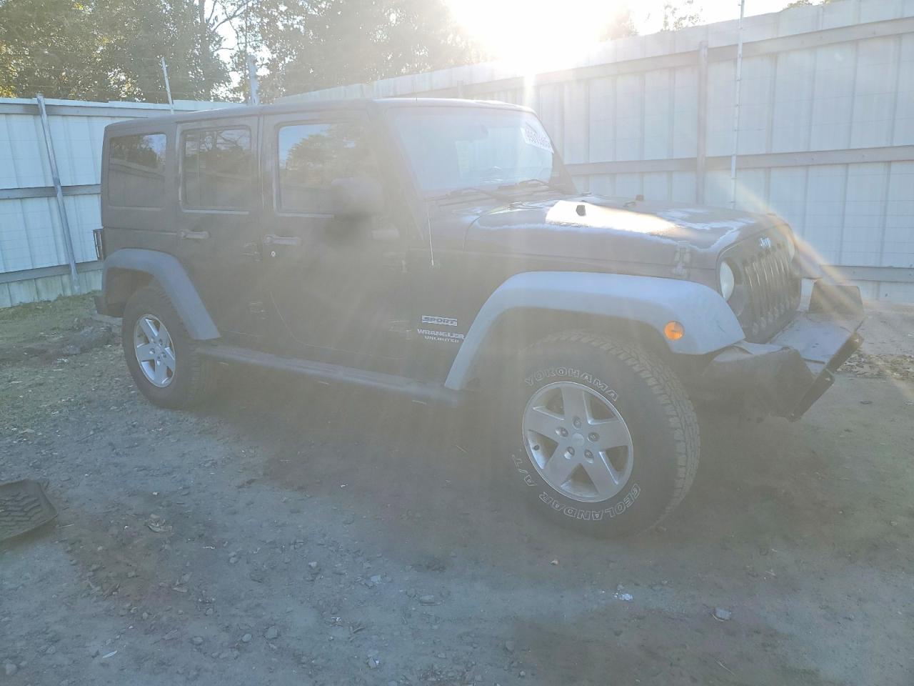 2012 JEEP WRANGLER UNLIMITED SPORT photo 4