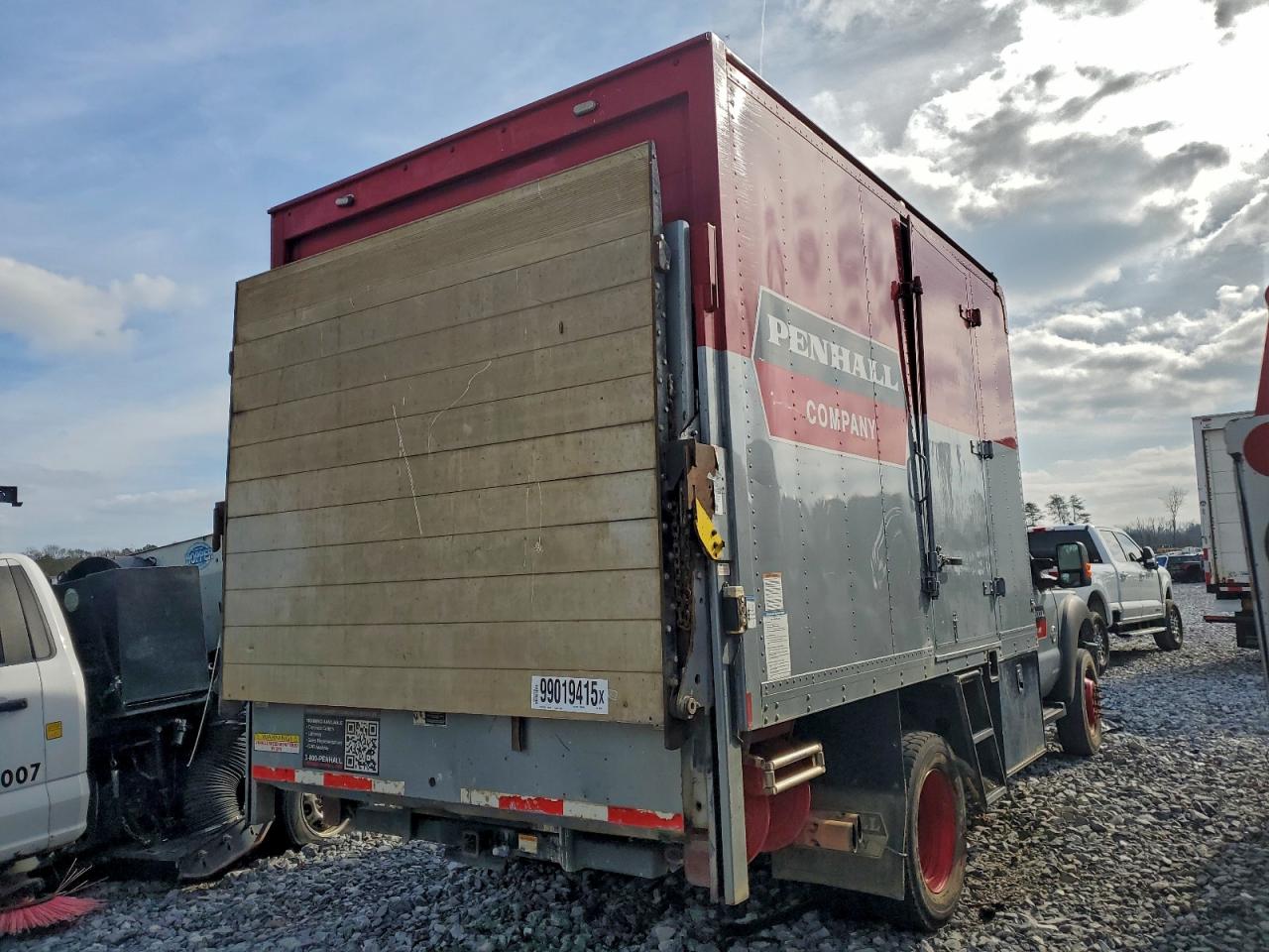2014 FORD F550 SUPER DUTY DELIVERY TRUCK photo 3