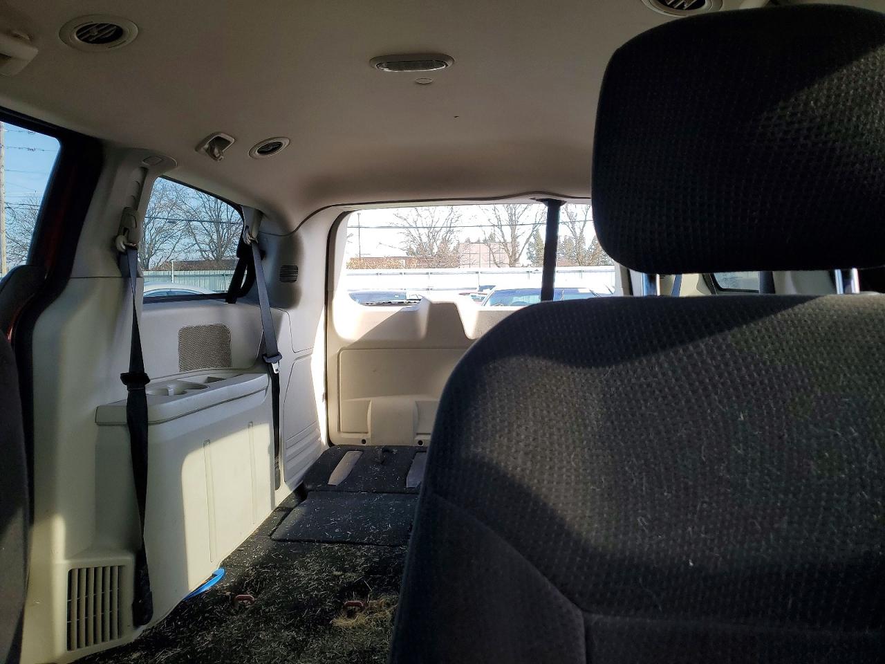 2013 DODGE GRAND CARAVAN SE photo 19