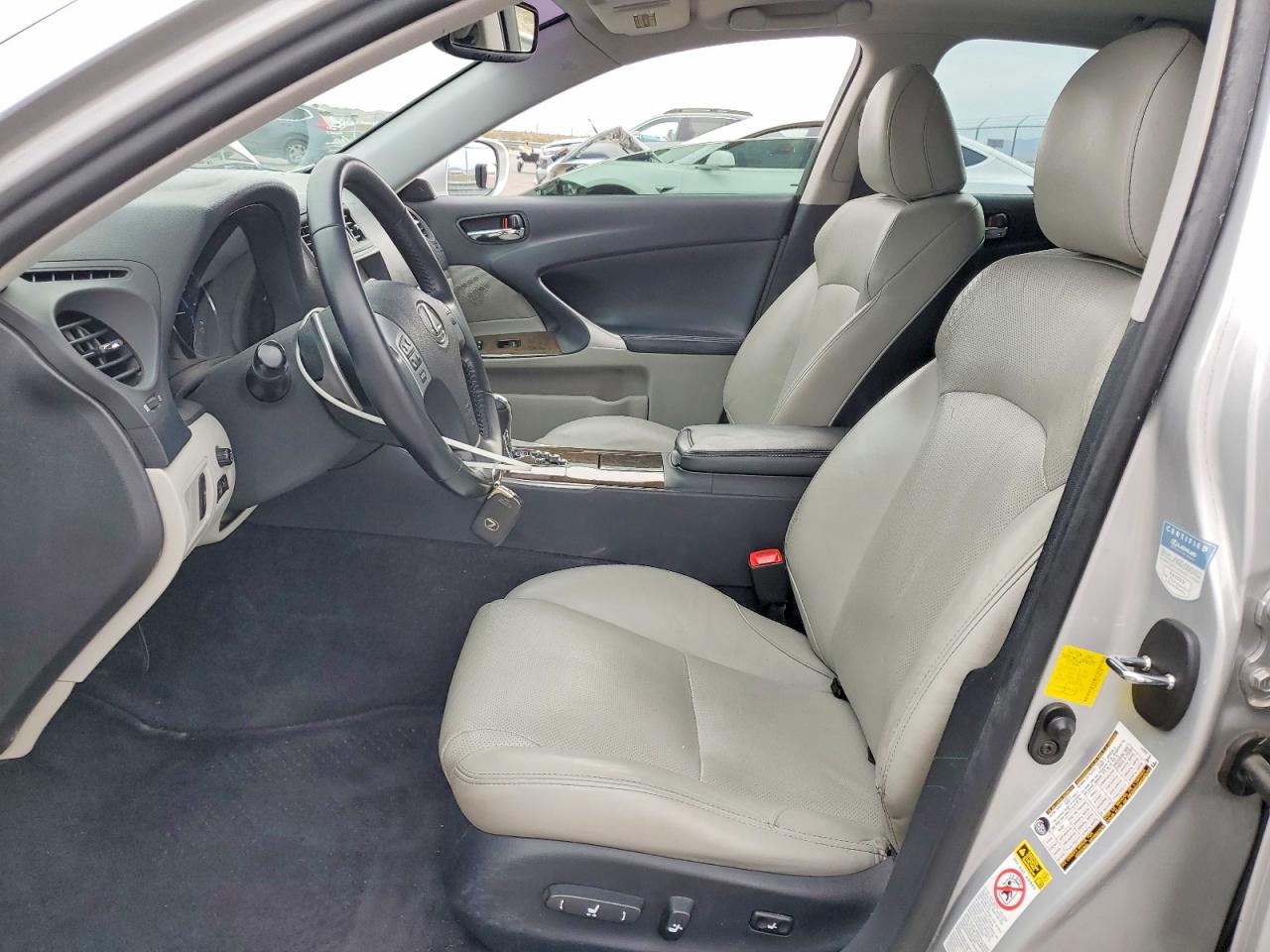 2012 LEXUS IS 250 photo 13
