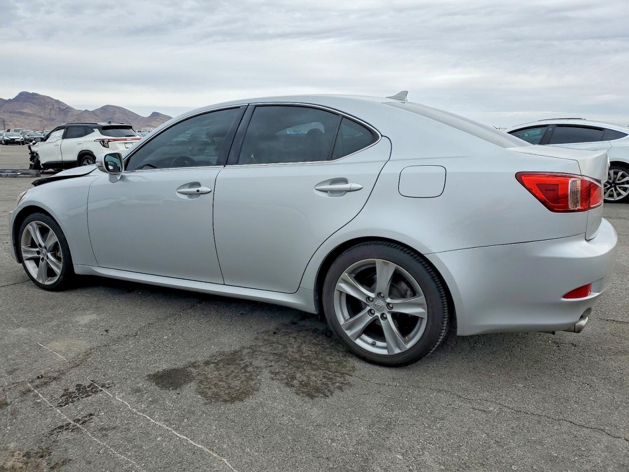 2012 LEXUS IS 250 photo 3