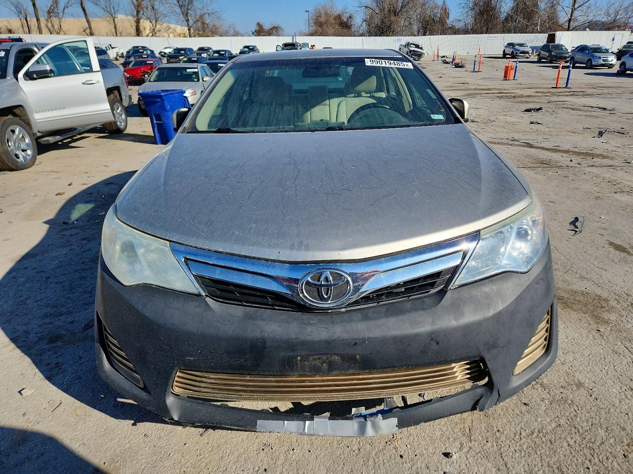 2013 TOYOTA CAMRY L photo 9
