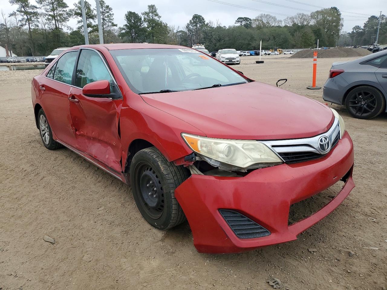2012 TOYOTA CAMRY BASE photo 4