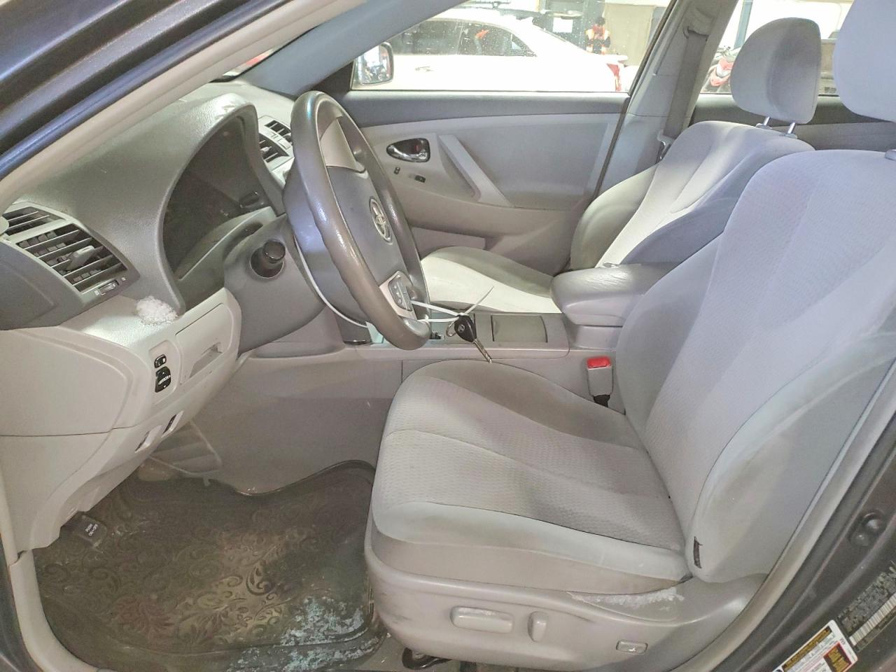 2011 TOYOTA CAMRY BASE photo 7