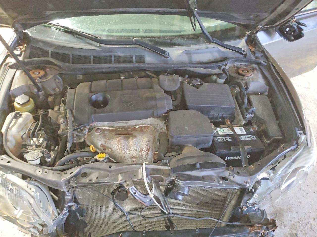 2011 TOYOTA CAMRY BASE photo 11