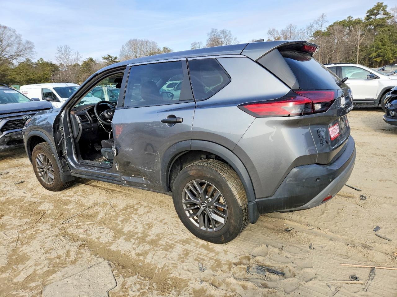 2023 NISSAN ROGUE S photo 2