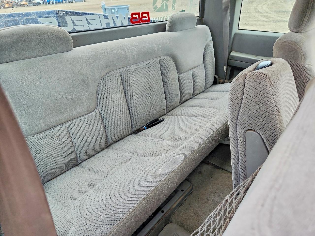 1996 CHEVROLET GMT-400 C1500 photo 10
