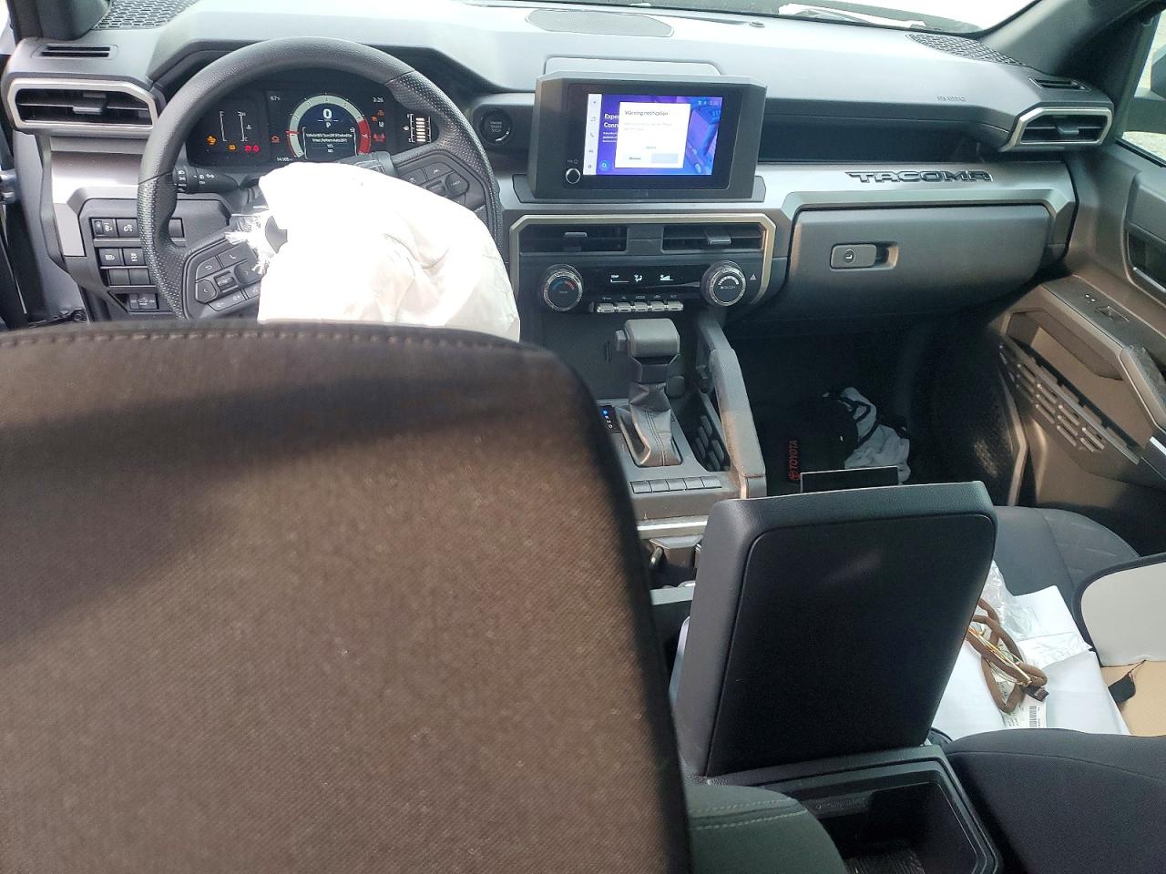 2024 TOYOTA TACOMA DOUBLE CAB photo 8