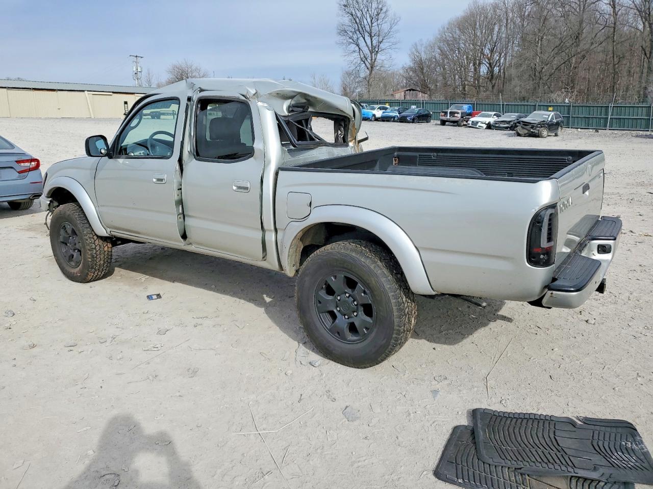 2003 TOYOTA TACOMA DOUBLE CAB photo 2