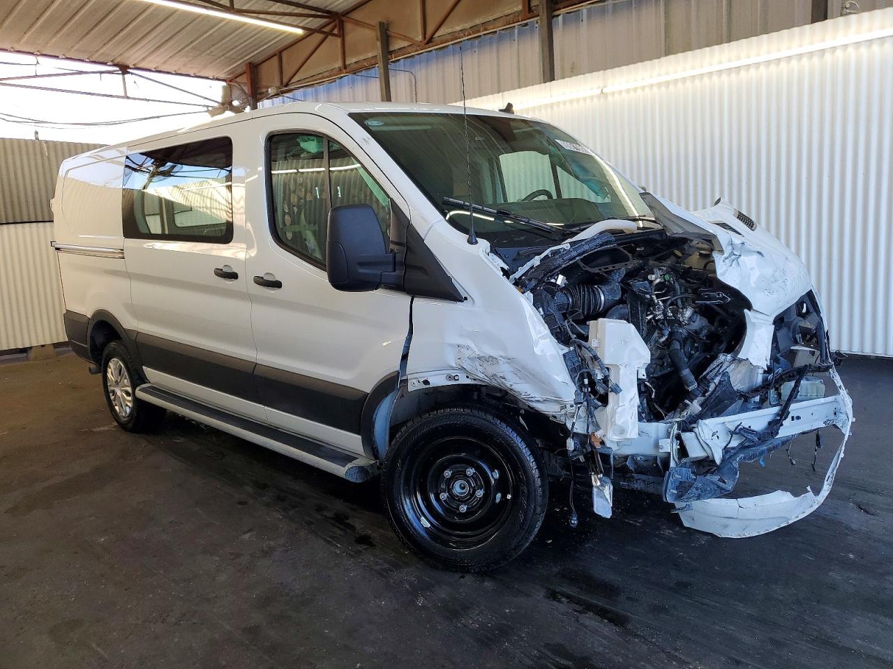 2025 FORD TRANSIT T-250 photo 4