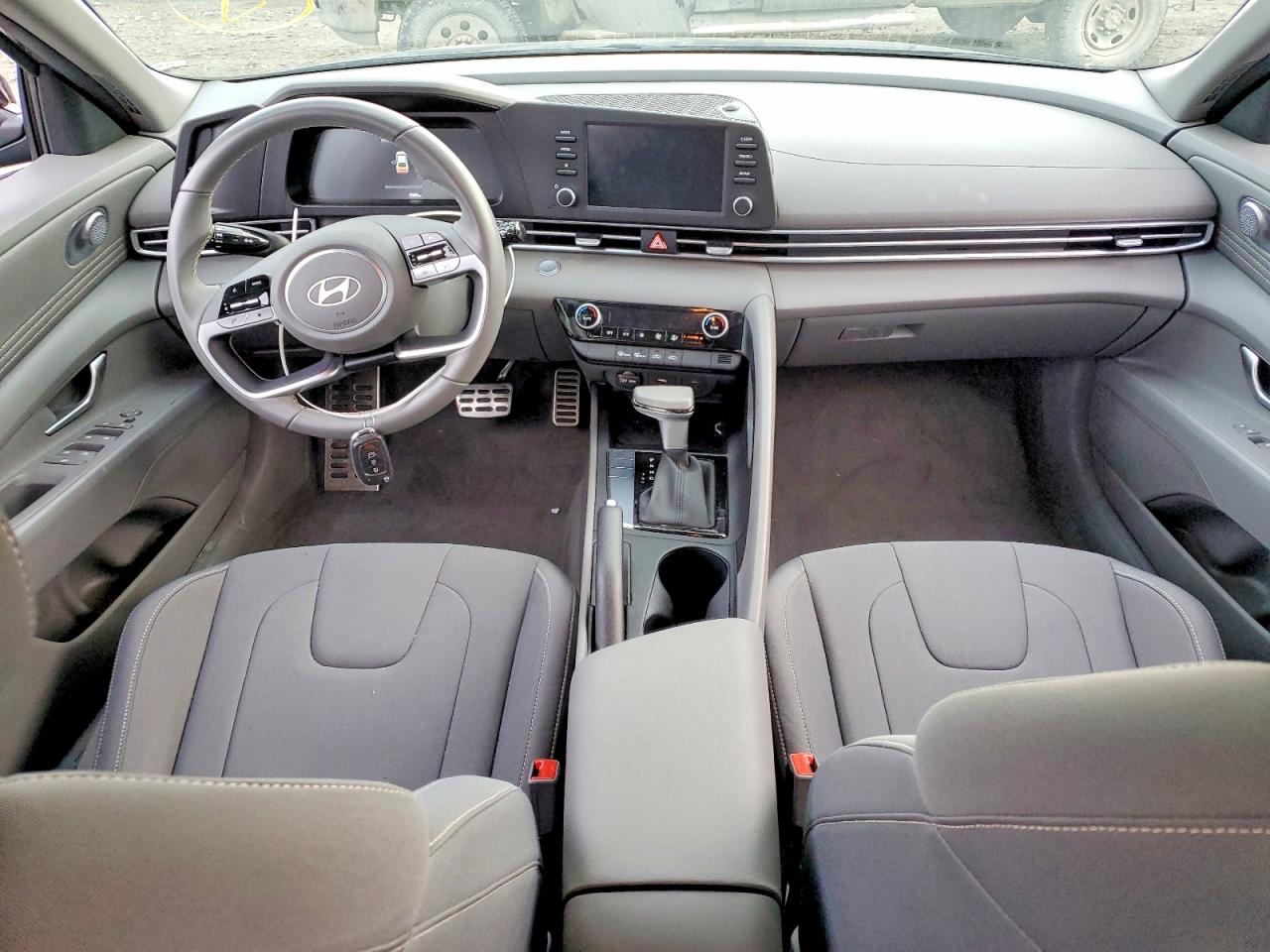 2025 HYUNDAI ELANTRA SEL SPORT photo 8