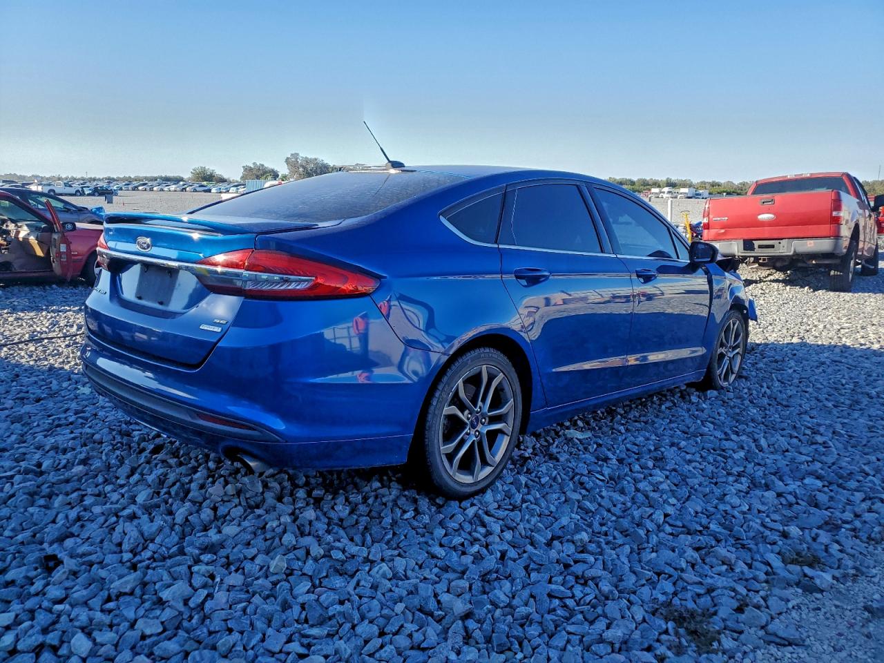 2017 FORD FUSION SE photo 3