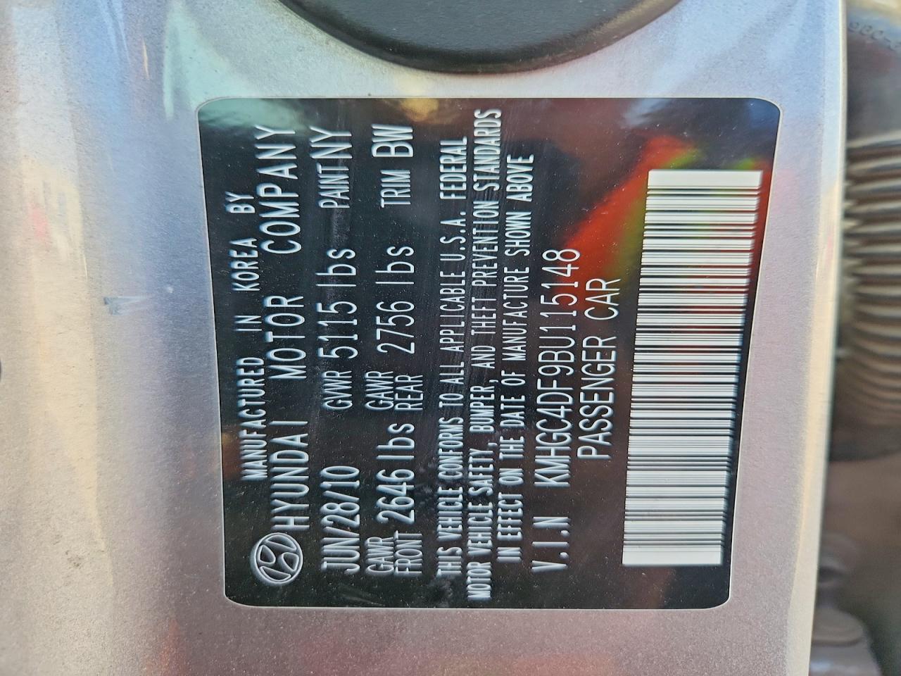 2011 HYUNDAI GENESIS 4.6L photo 23