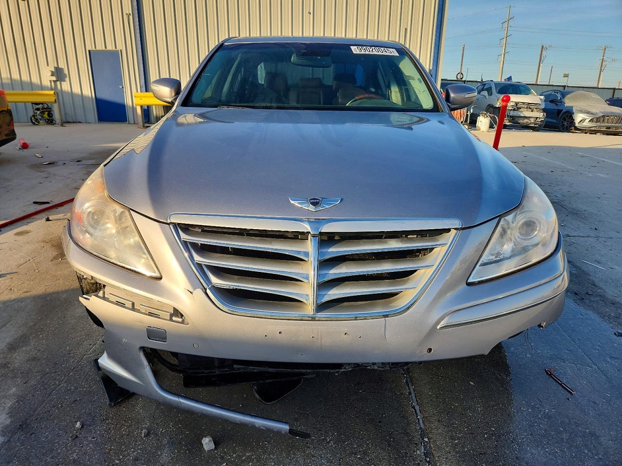 2011 HYUNDAI GENESIS 4.6L photo 9