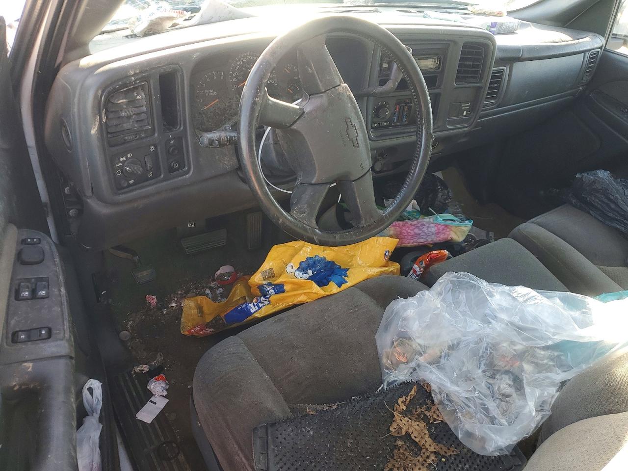 2003 CHEVROLET SILVERADO C1500 photo 8