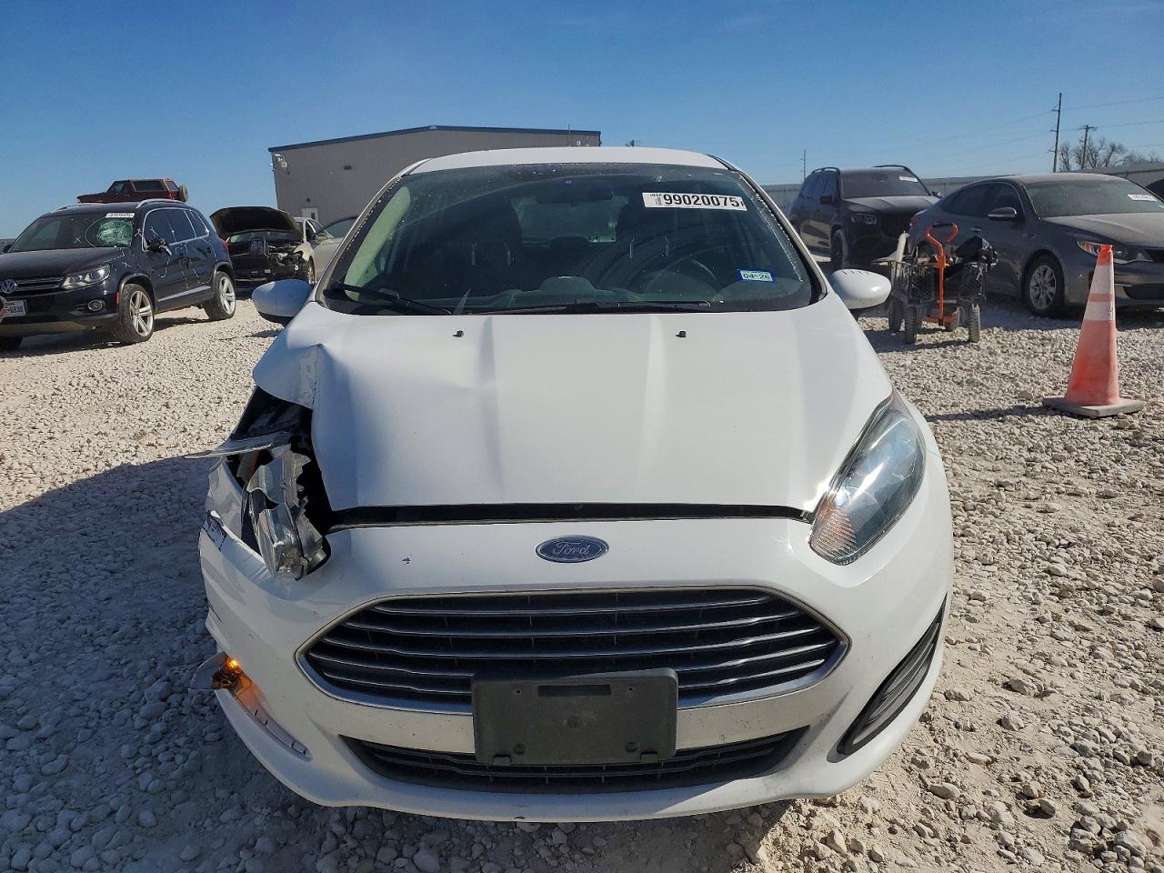 2019 FORD FIESTA SE photo 5