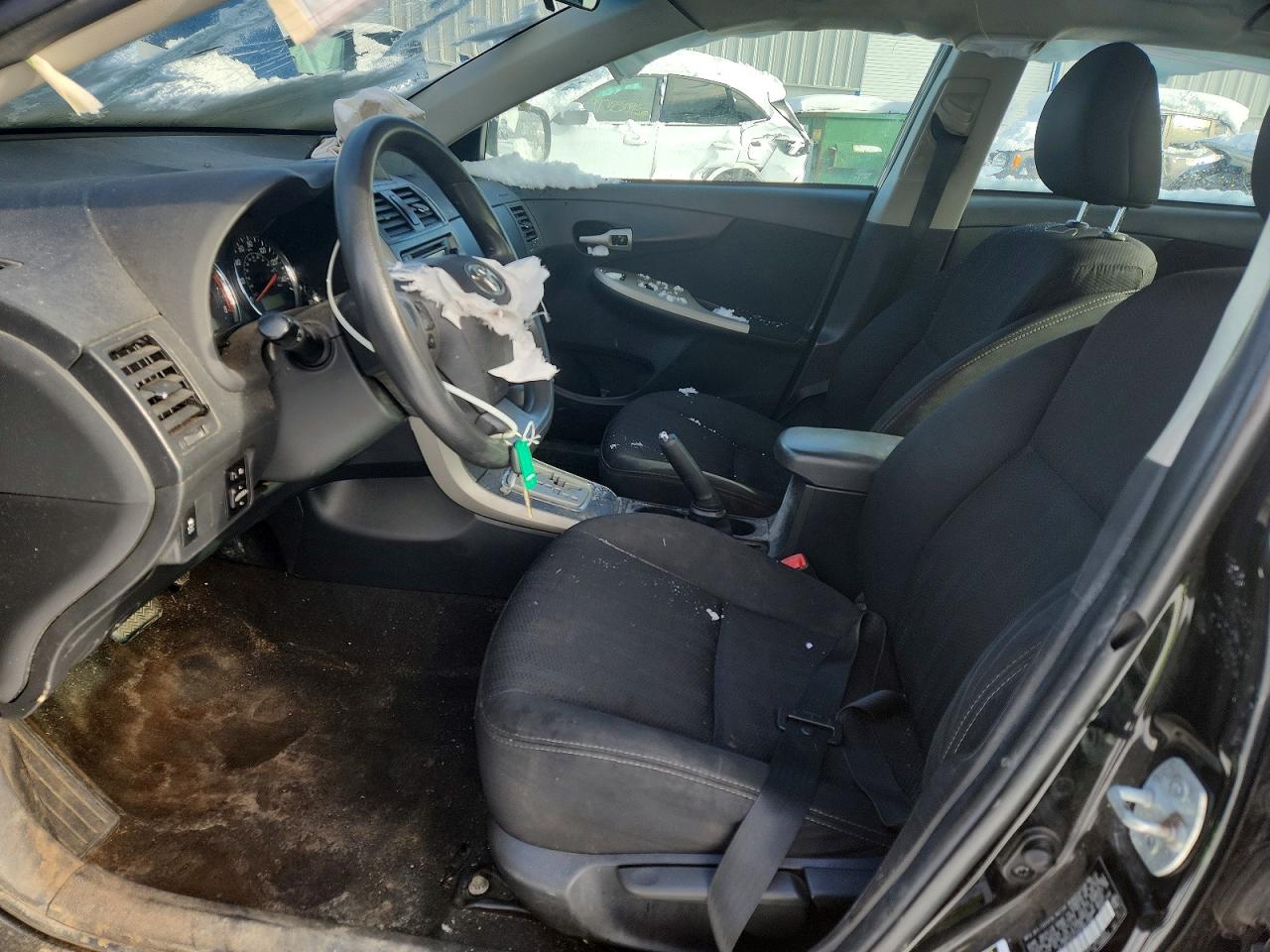 2013 TOYOTA COROLLA BASE photo 7