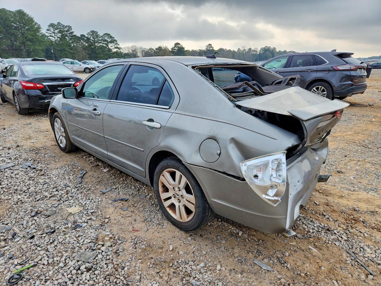 2008 FORD FUSION SEL photo 2