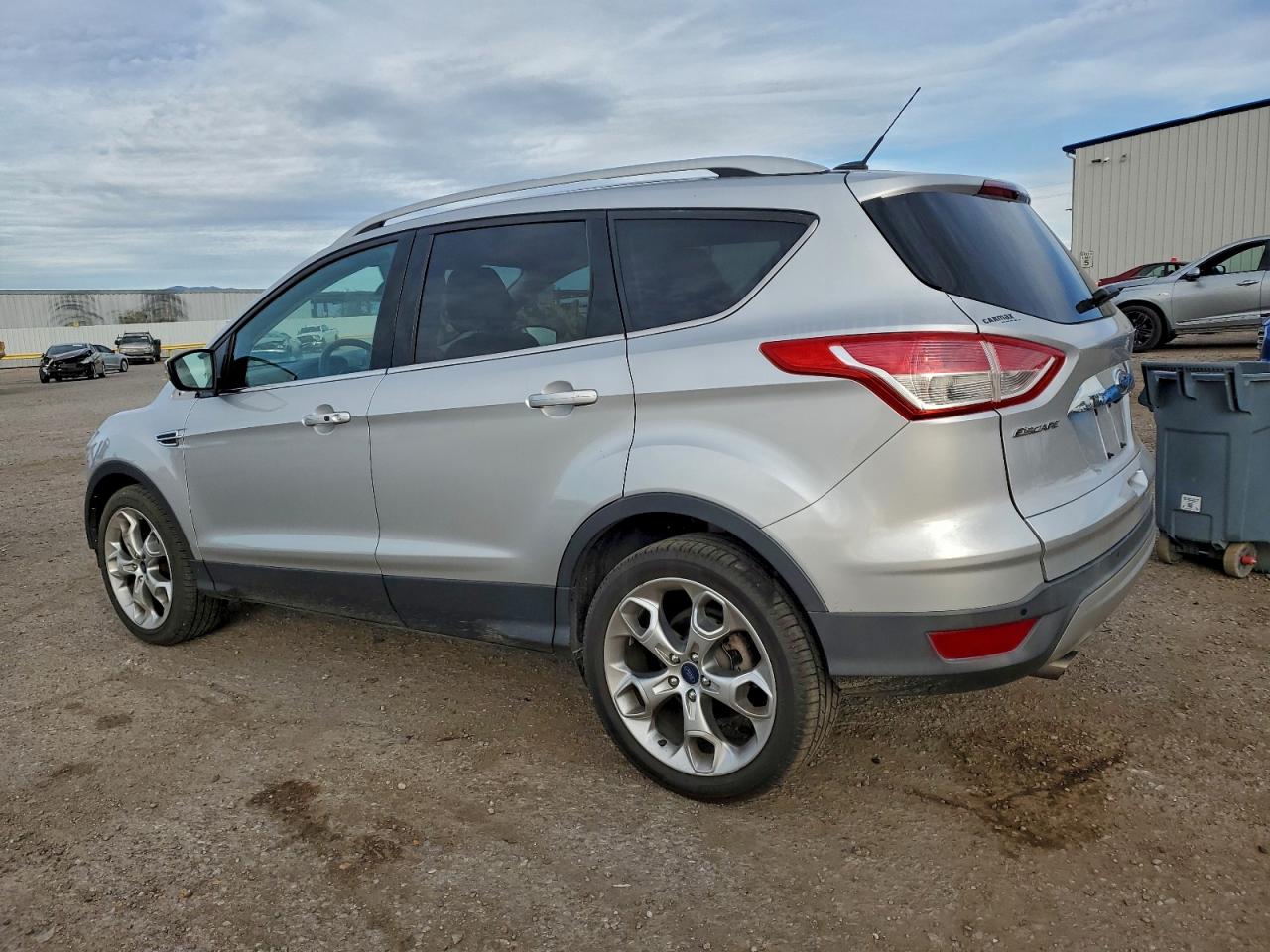 2014 FORD ESCAPE TITANIUM photo 2