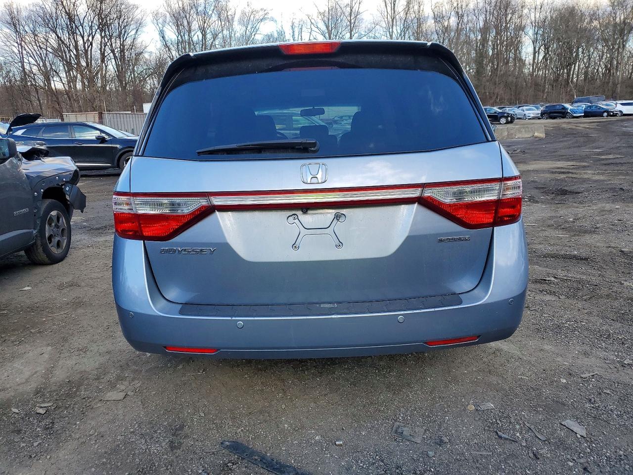 2012 HONDA ODYSSEY TOURING photo 6