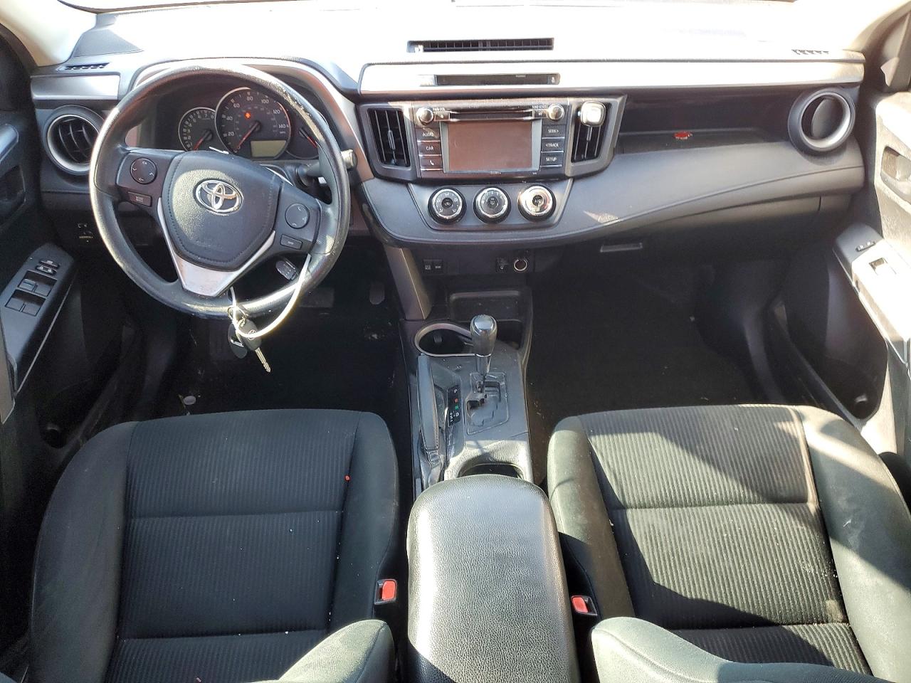2016 TOYOTA RAV4 LE photo 8