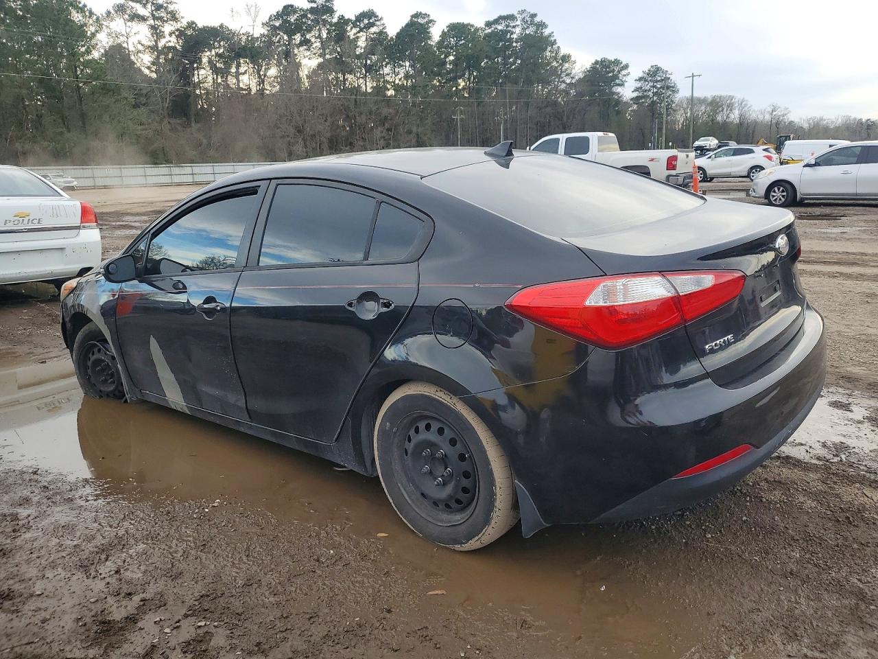 2015 KIA FORTE LX photo 2
