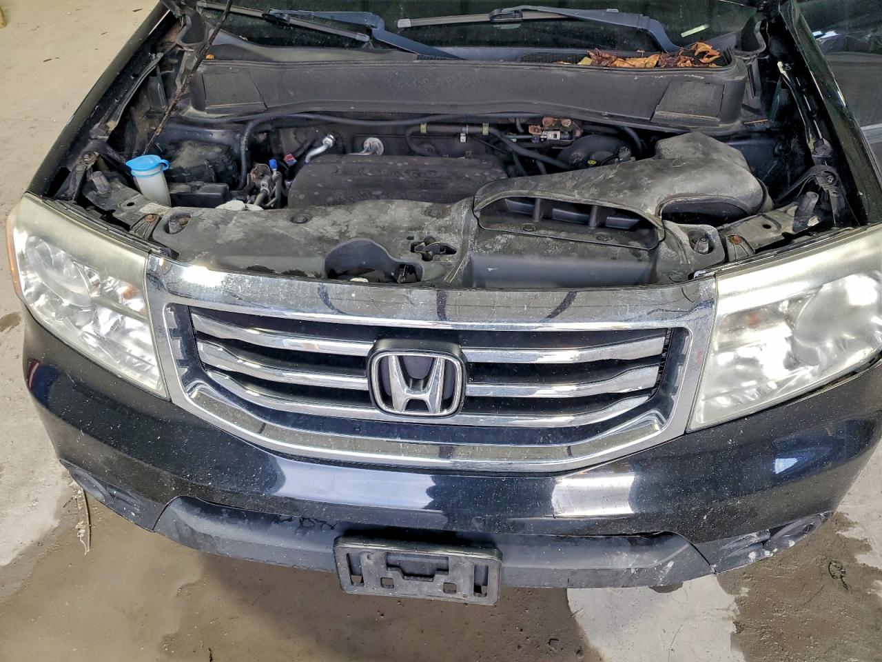 2015 HONDA PILOT LX photo 12