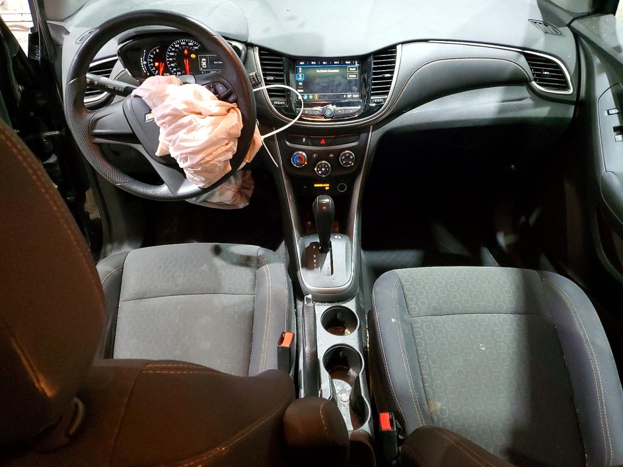 2018 CHEVROLET TRAX LS photo 8