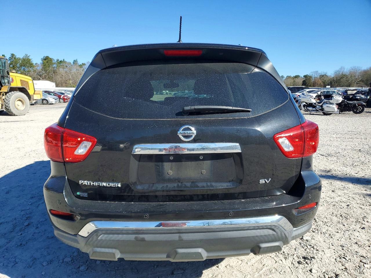2017 NISSAN PATHFINDER S photo 6
