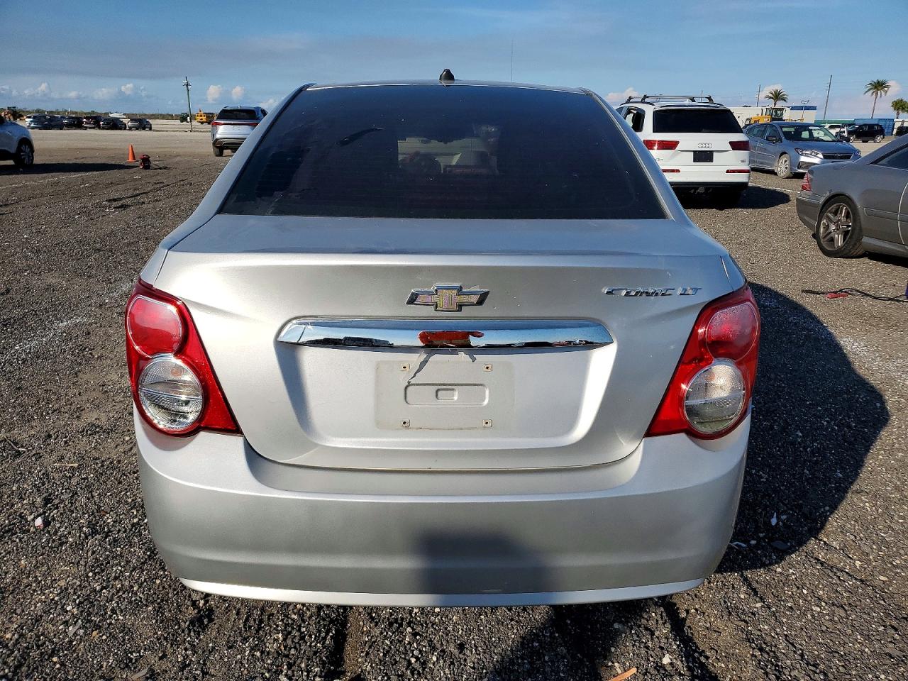 2014 CHEVROLET SONIC LT photo 11
