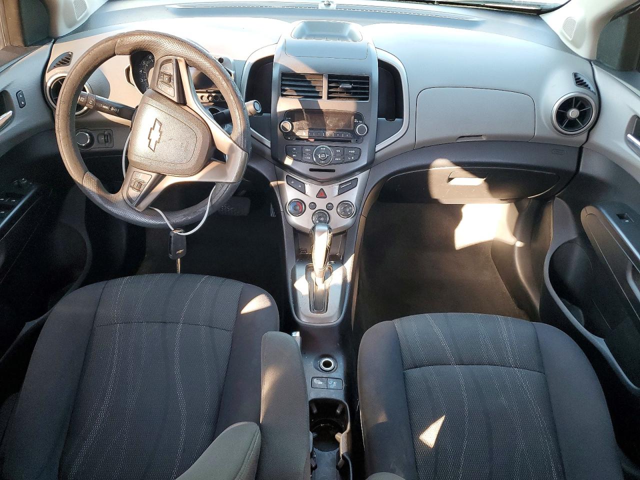 2014 CHEVROLET SONIC LT photo 15