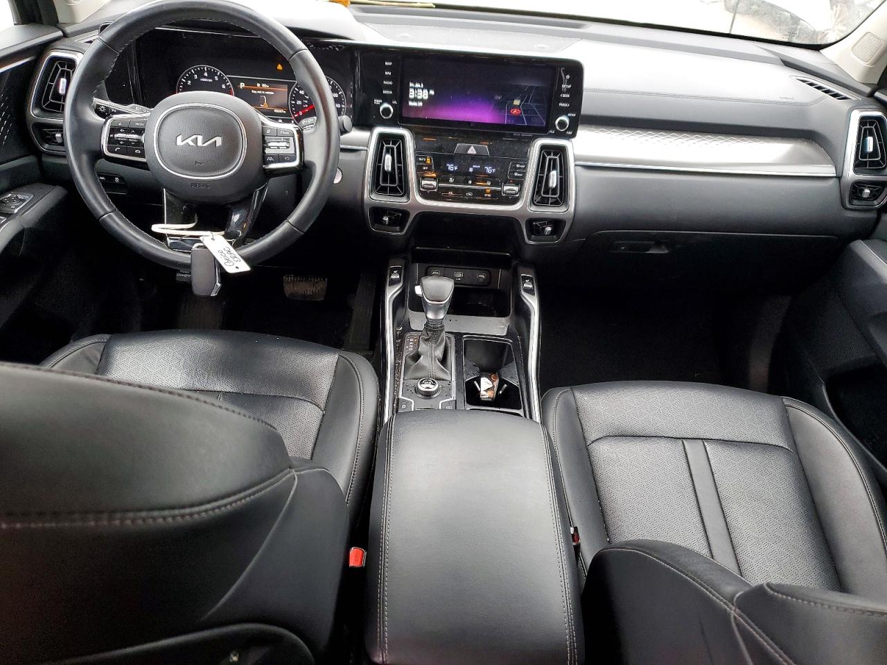 2022 KIA SORENTO S photo 15