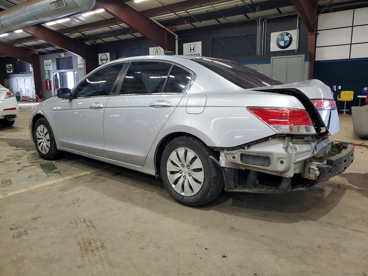 2011 HONDA ACCORD LX photo 2