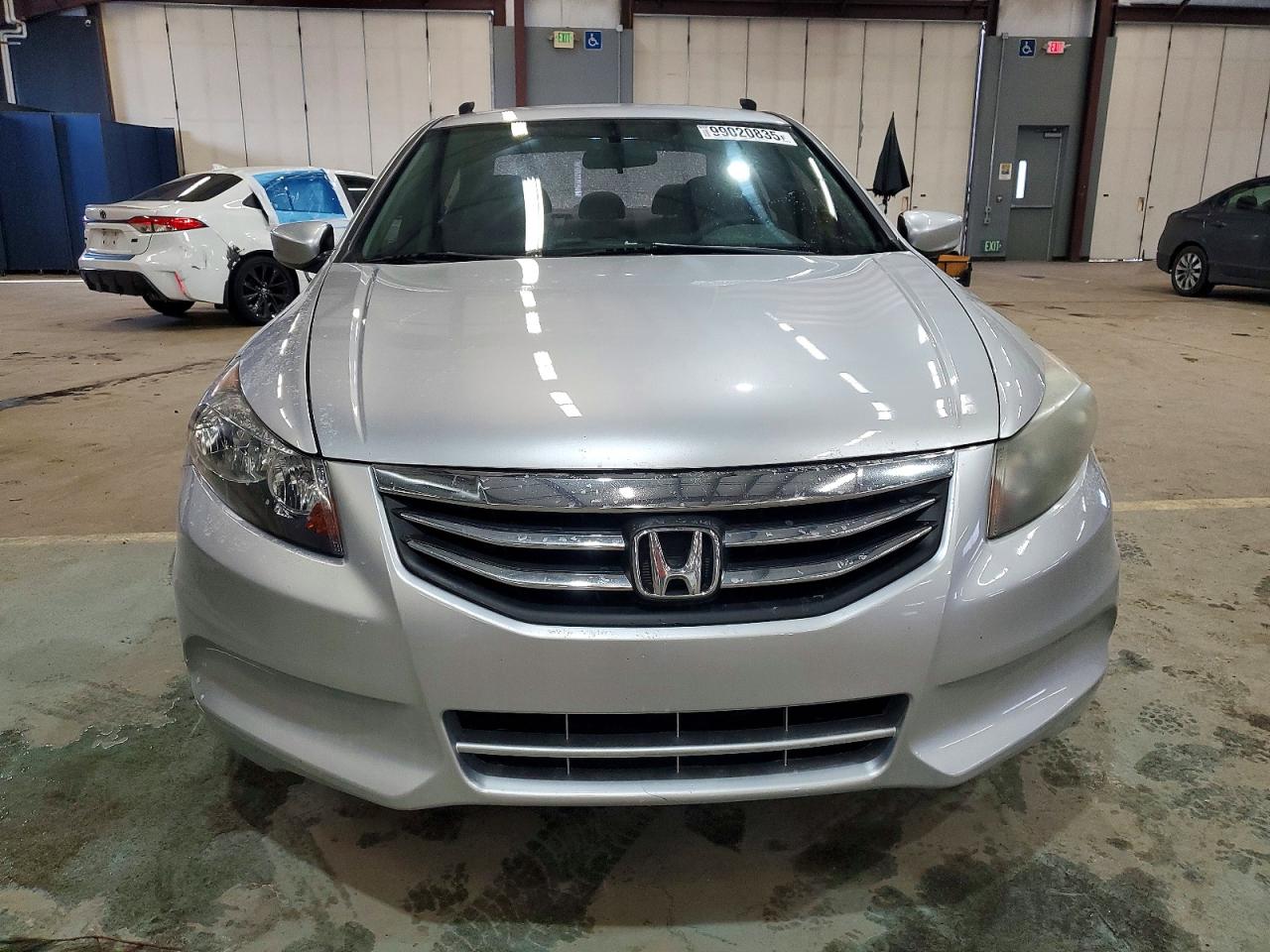 2011 HONDA ACCORD LX photo 5
