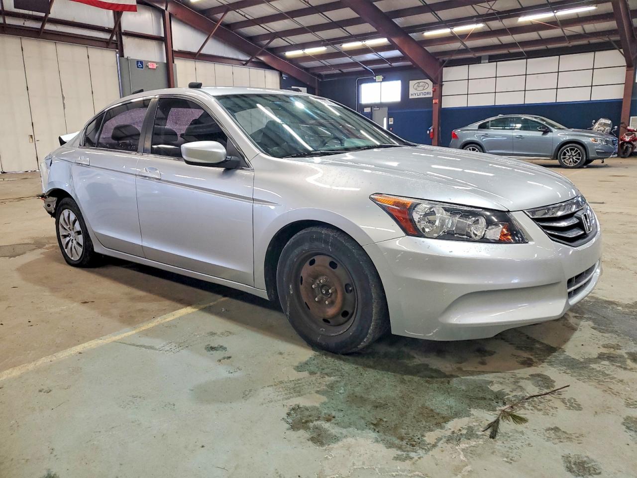 2011 HONDA ACCORD LX photo 4