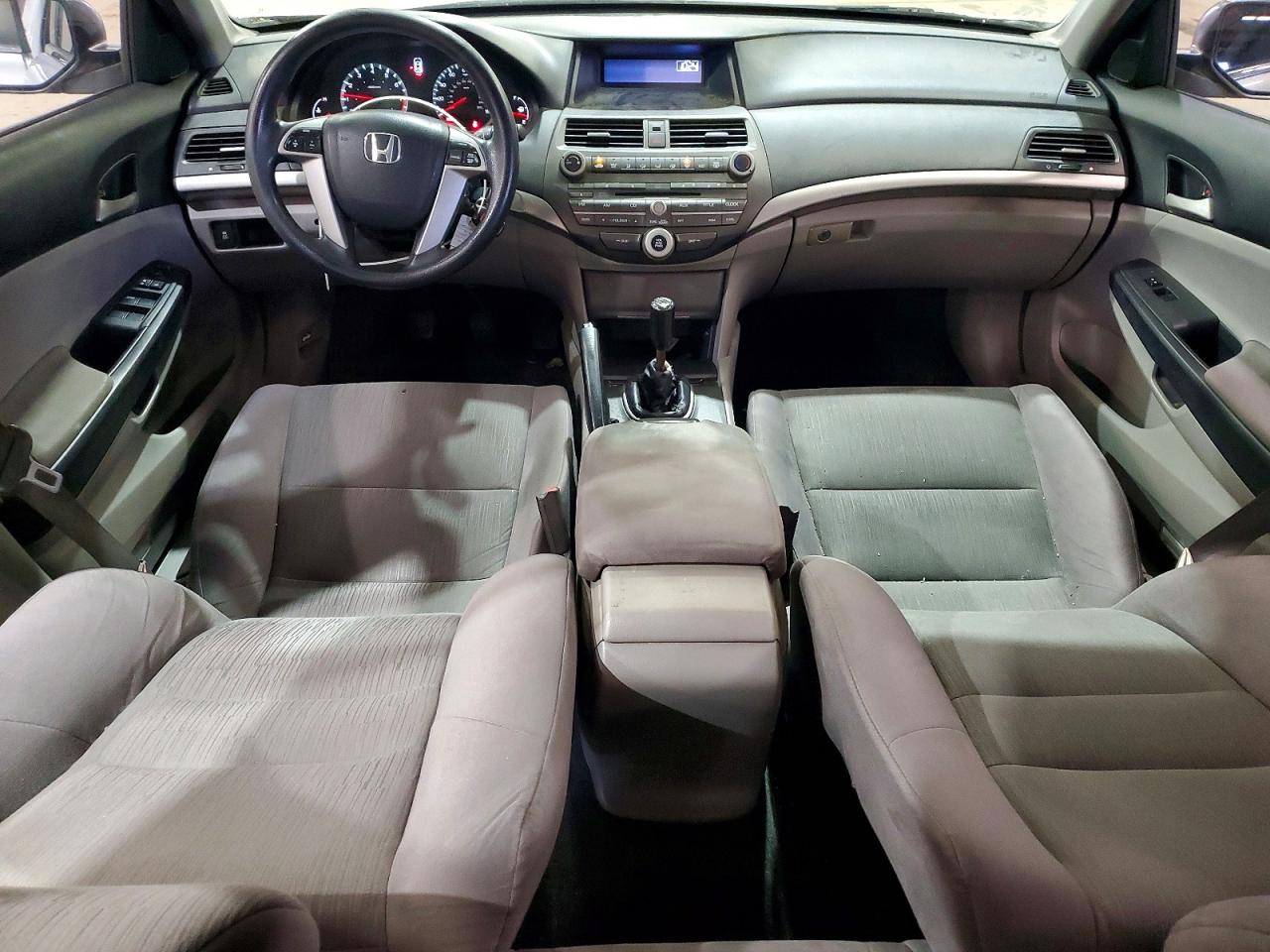 2011 HONDA ACCORD LX photo 8