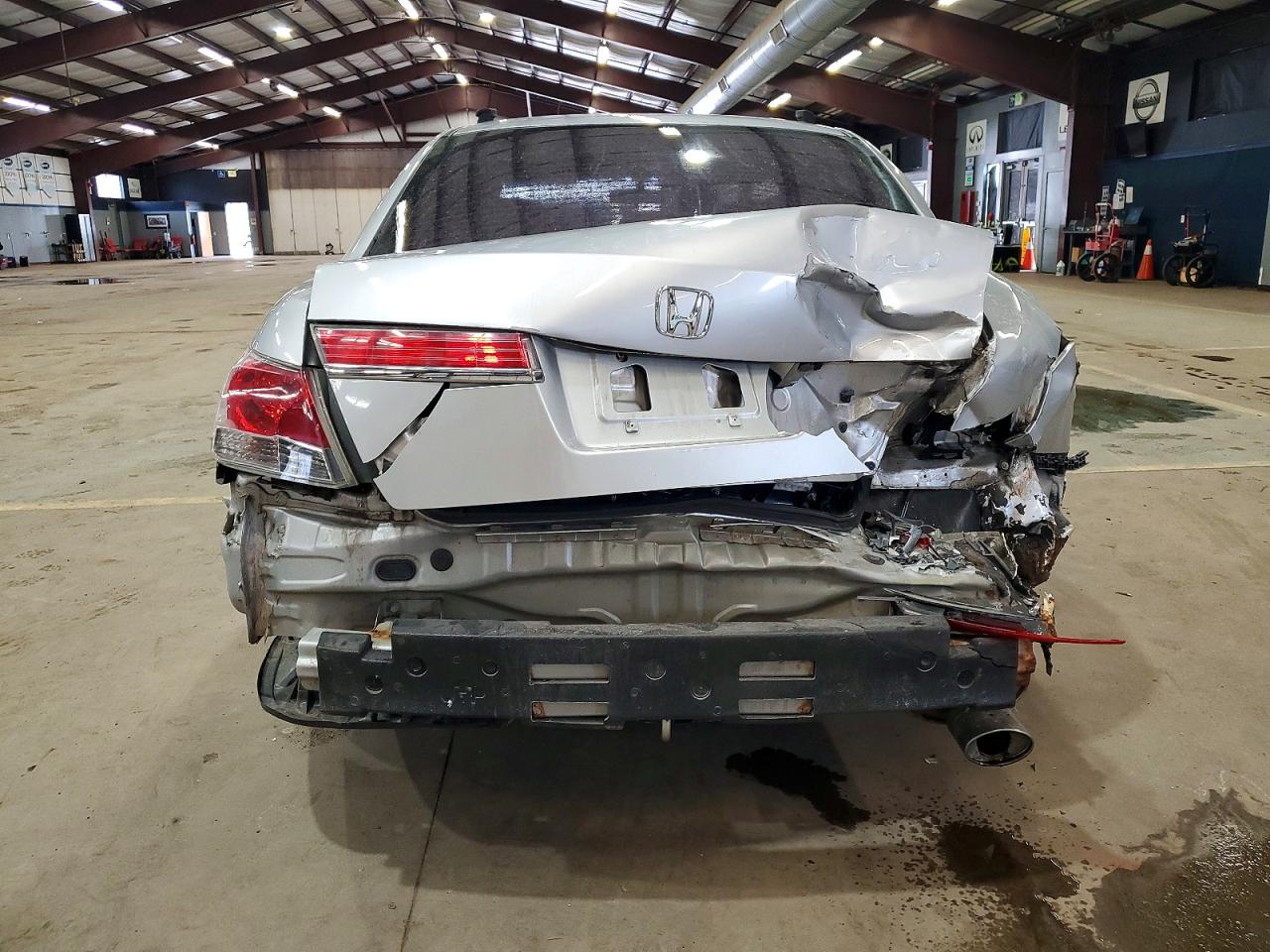 2011 HONDA ACCORD LX photo 6